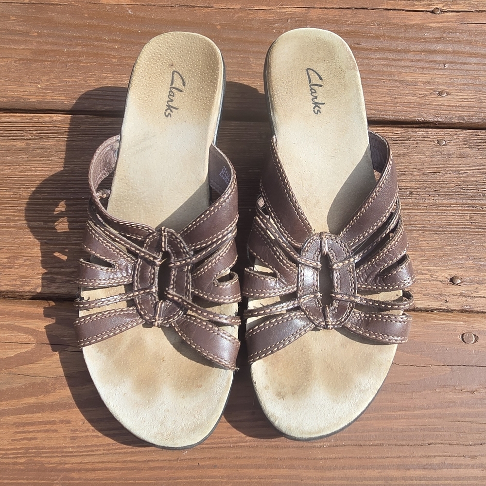Clarks- Women's- Brown- Leather- Slide Sandals- Size 7M